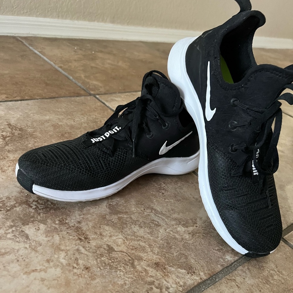 Black and white Nikes sneakers